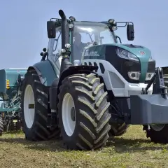 Opinie o ciągnikach Arbos: Czy inwestycja w te maszyny jest opłacalna?