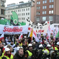 Protest w Warszawie: Najnowsze informacje i szczegóły wydarzenia
