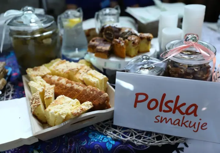 Produkcja żywności na małą skalę: kompletne zasady i wymogi prawne 2025