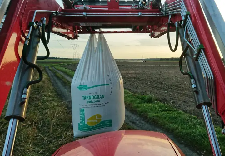 Jaki nawóz pod mieszankę zbożową? Sprawdź, co musisz wiedzieć!