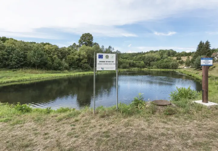 Staw jako zbiornik retencyjny: funkcje i korzyści dla rolnictwa