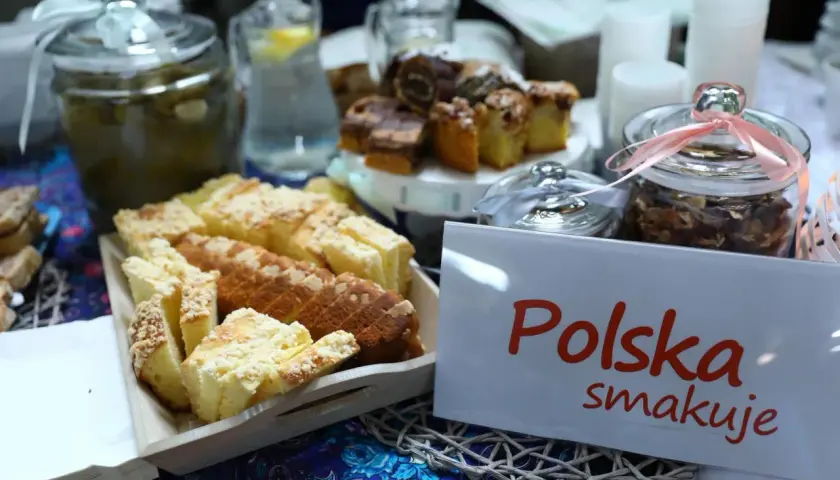 Produkcja żywności na małą skalę: kompletne zasady i wymogi prawne 2025