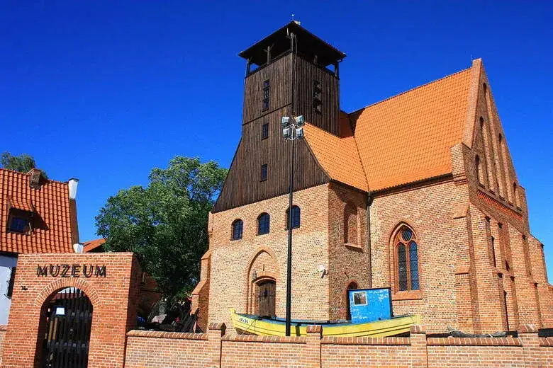 Zdjęcie Miejscowość na Helu: poznaj najważniejsze atrakcje turystyczne 2025